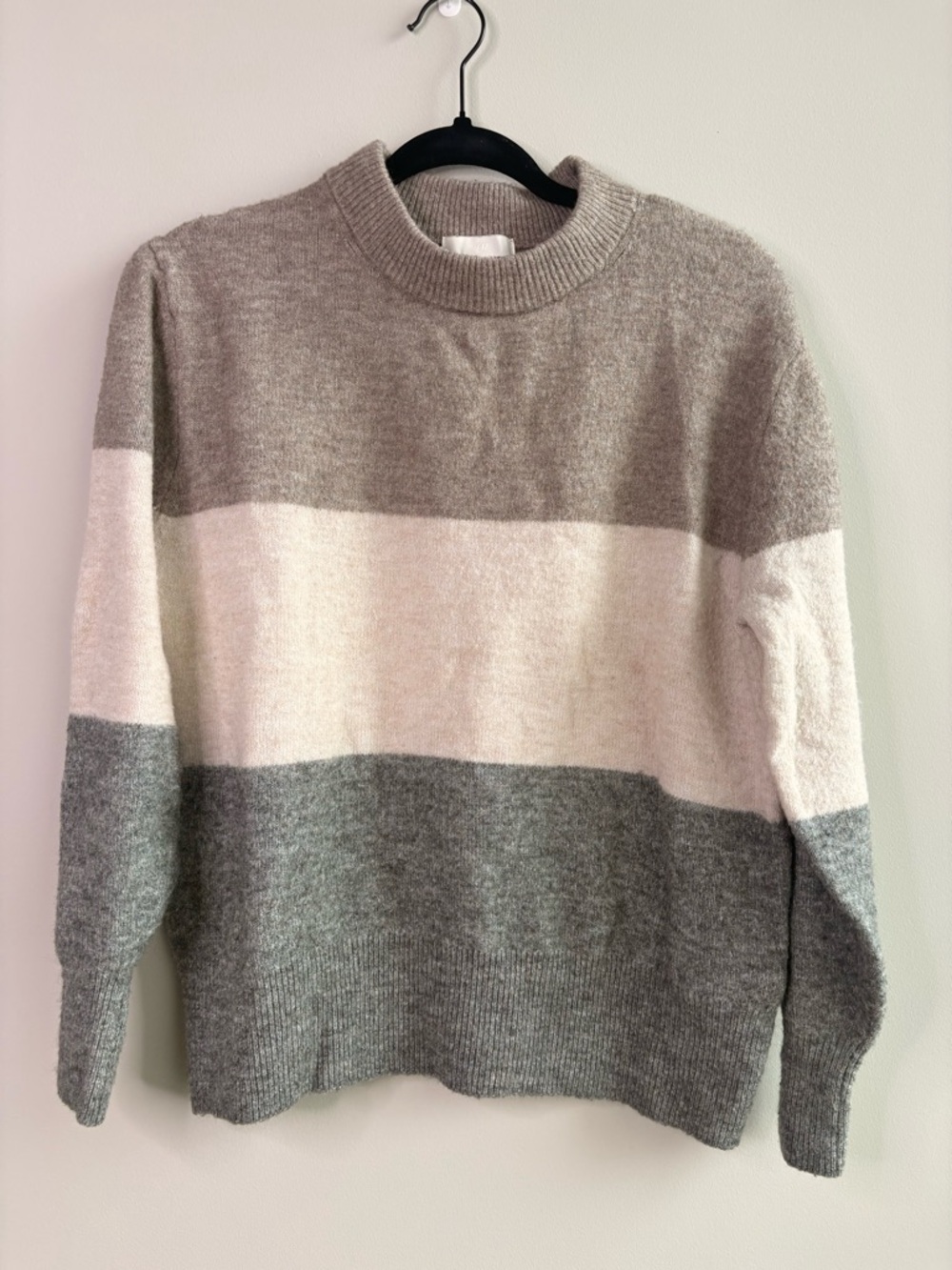 H&M Colorblock Sweater Womens Small